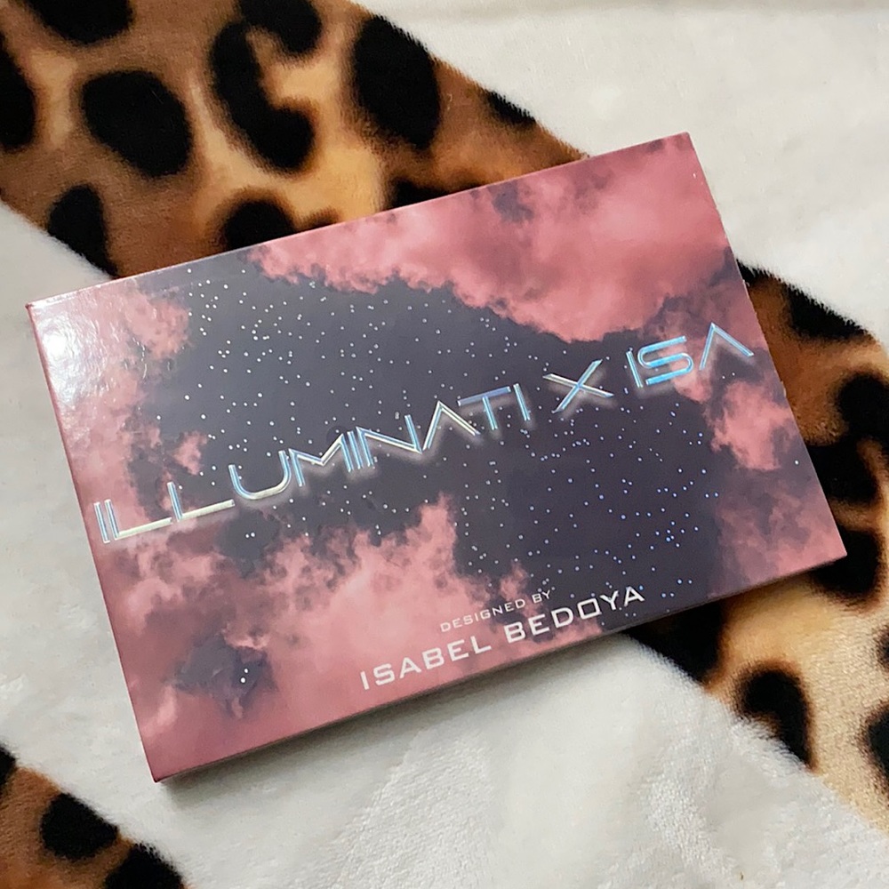 [NIB] Illuminati x ISA Eyeshadow Palette